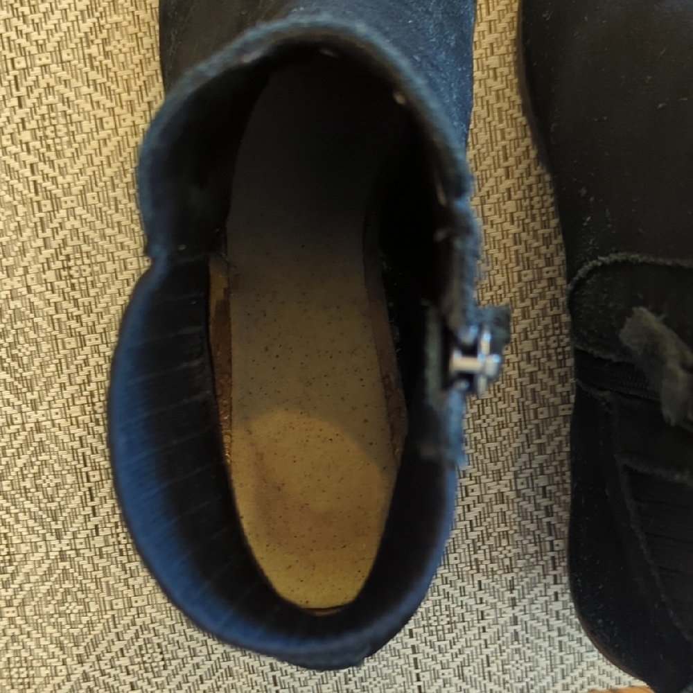 Toms Sadie Black Suede Ankle Wedge Booties - Picture 9 of 9